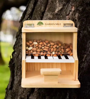 Wooden piano novelty bird feeder feeding station