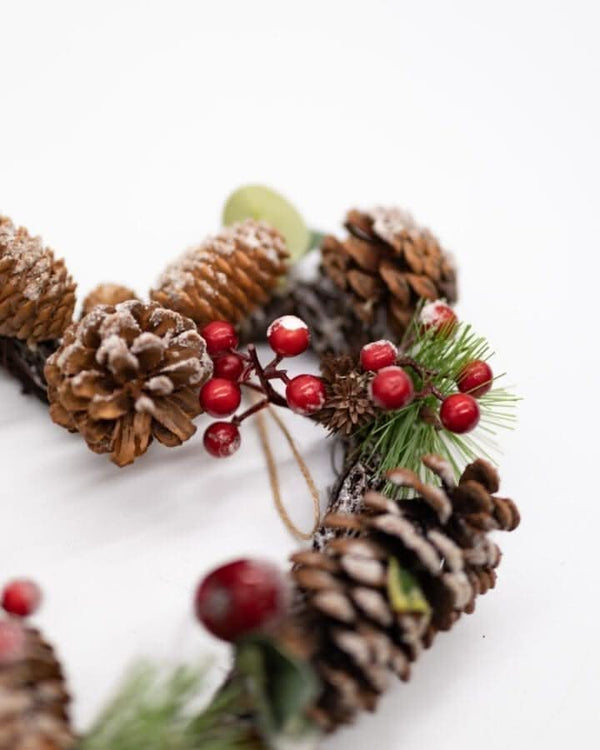 Rustic botanical Christmas decoration with jute hanger