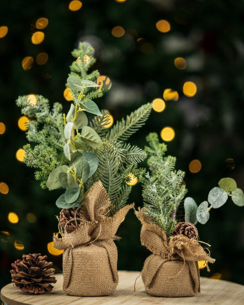 Pine Cone Berries Mini Artificial Tree Decoration