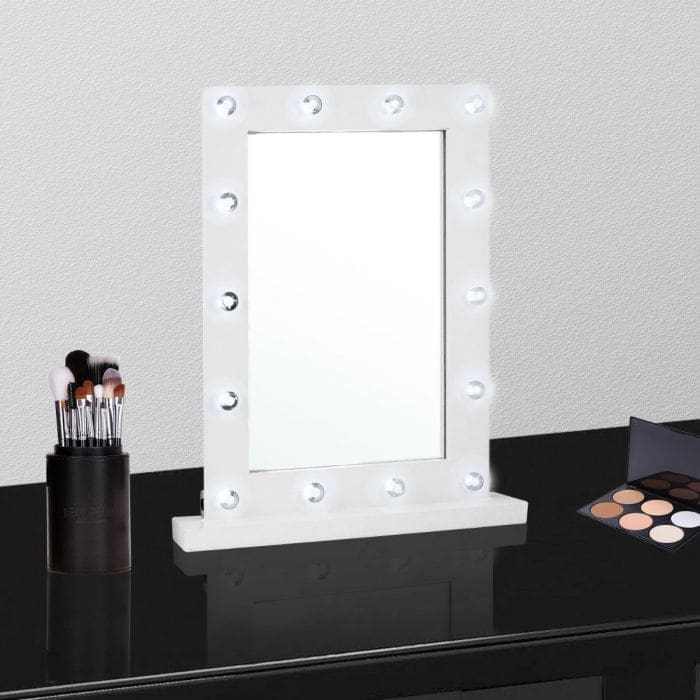 scratch-resistant-vanity-mirror-with-lights