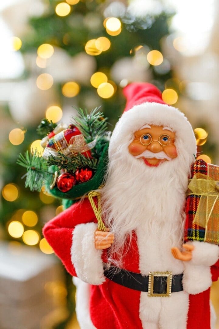 standing-red-santa-claus-figure-festive-decor-45cm