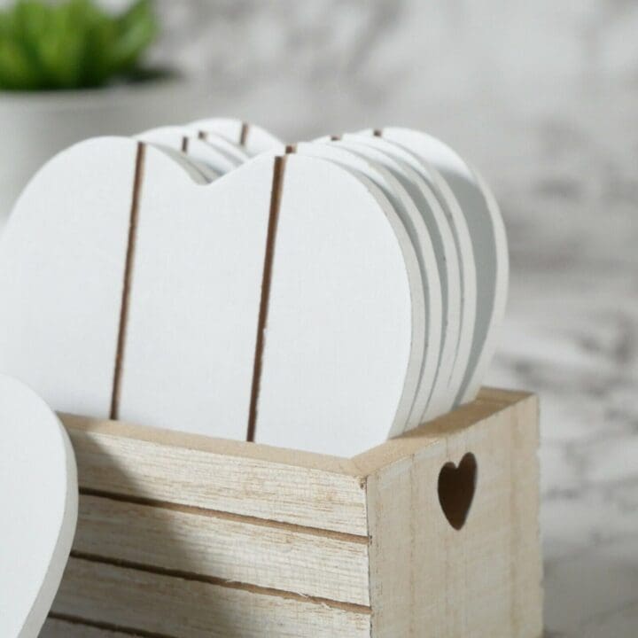 wooden-white-heart-coasters-with-storage-box-6-pcs