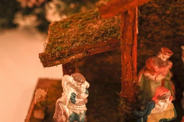 hard-wearing-christmas-nativity-scene-decoration