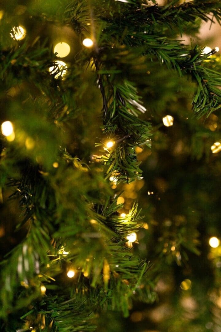 large-pre-lit-christmas-tree-artificial-decor-180cm