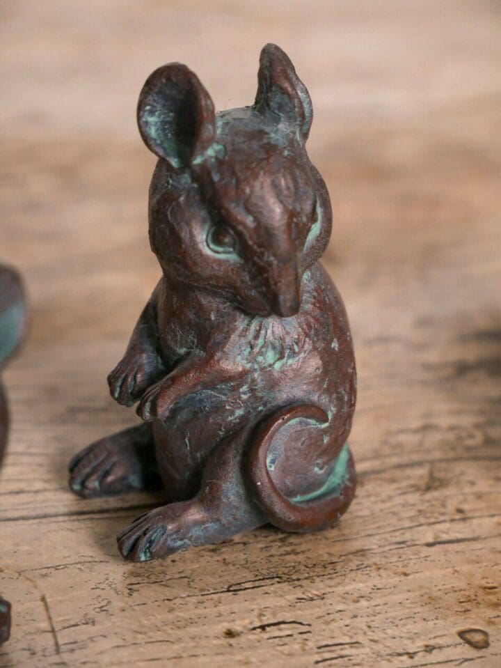 4pc-Resin-Mice-Garden-Ornaments-5-scaled