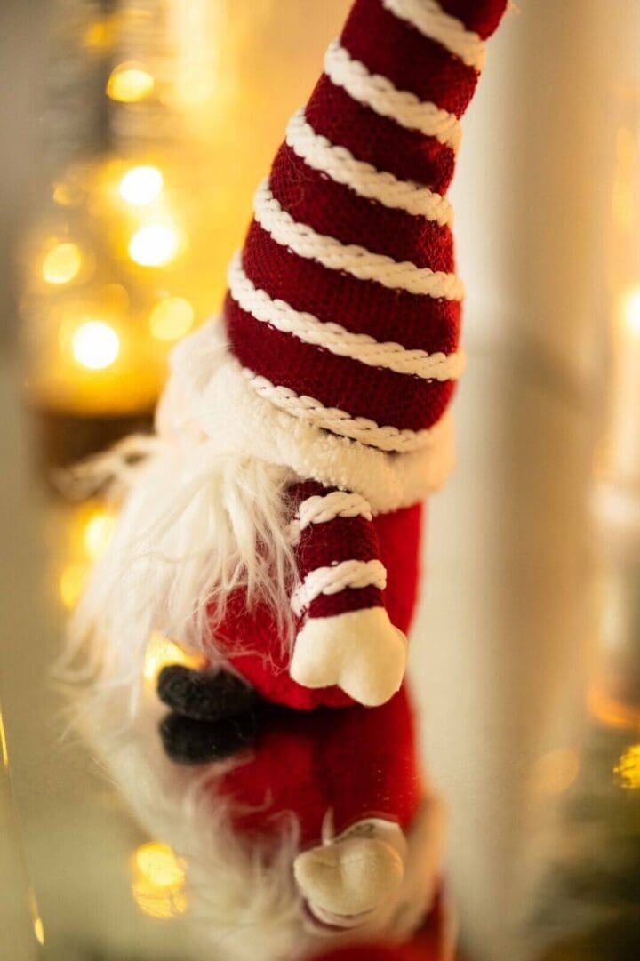 nordic-santa-claus-soft-plush-christmas-gonk-red