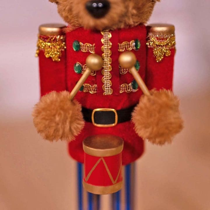 eye-catching-standing-teddy-bear-nutcracker-ornament
