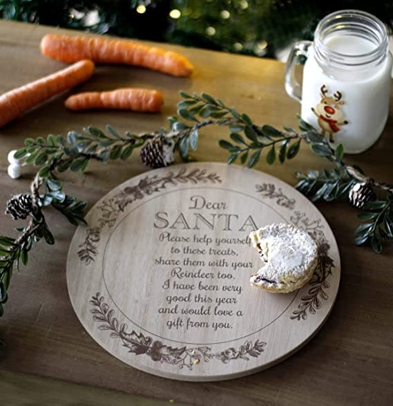 christmas-eve-plate-for-santa-and-reindeer-treat